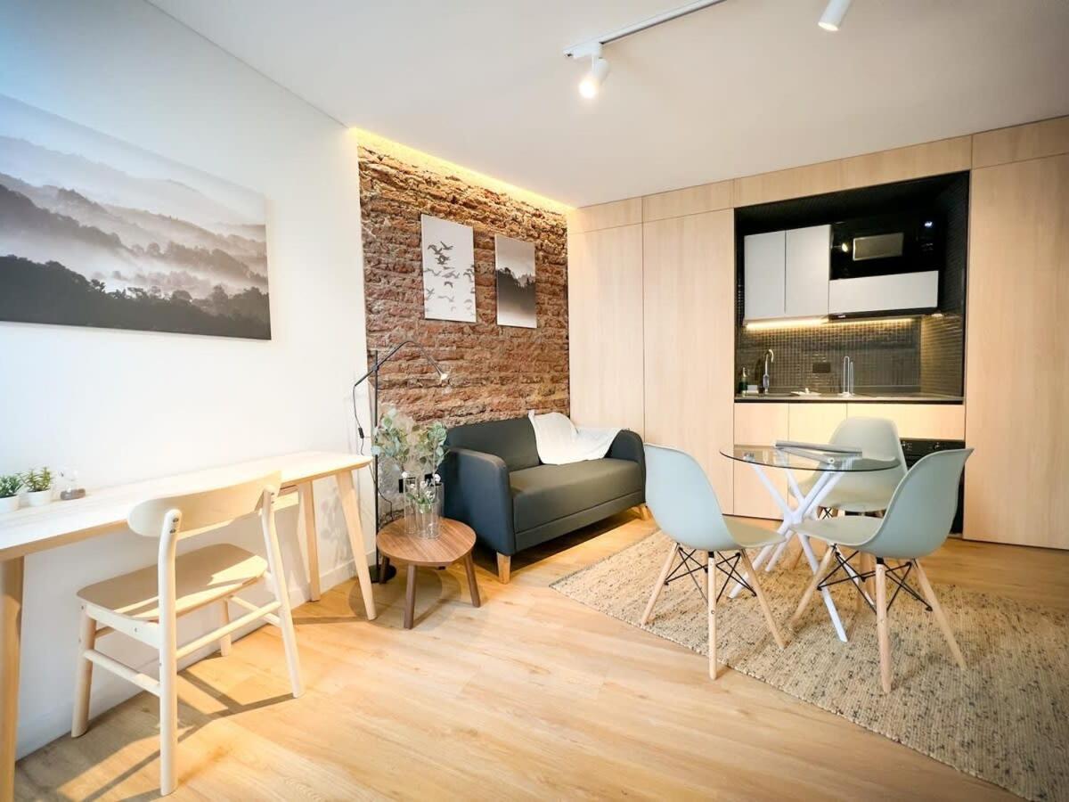 Hom I Moderno Depto Con Encanto En Barrio Lastarria