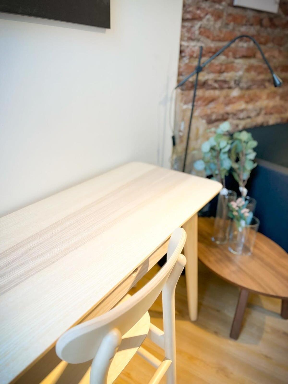 Hom I Moderno Depto Con Encanto En Barrio Lastarria *