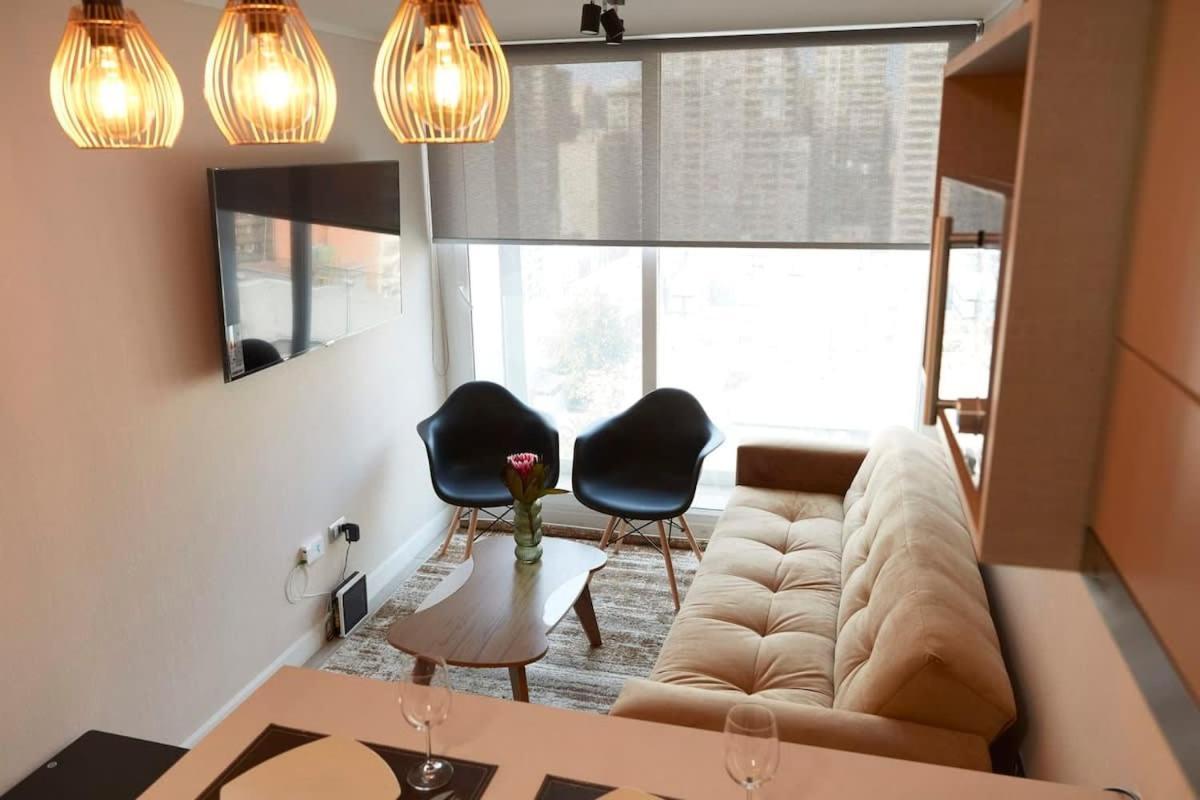 Hom I Amplio Y Comodo Depto 2d2b En Centro Santiago