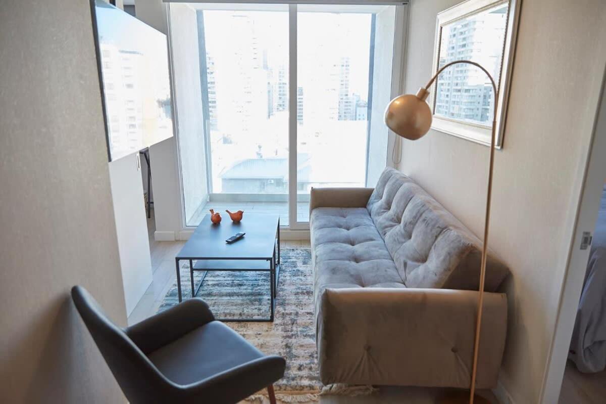 Hom I Amplio Departamento 2d2b En La Calle San Pablo Apartamento Santiago