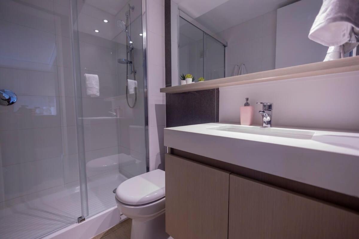 Cozy Steps Away From Costanera Center Apartment Santiago