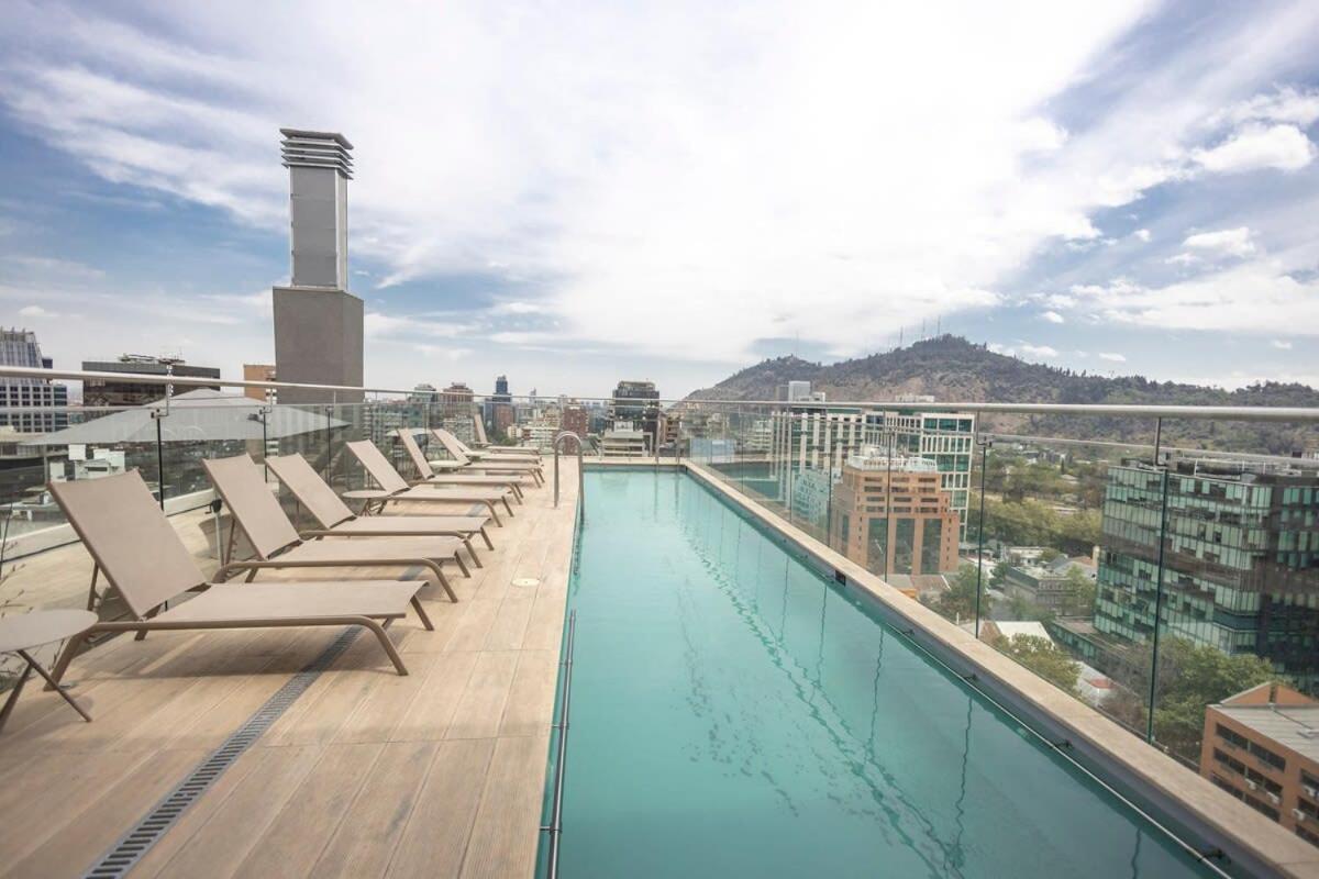 Apartment Cozy Steps Away From Costanera Center