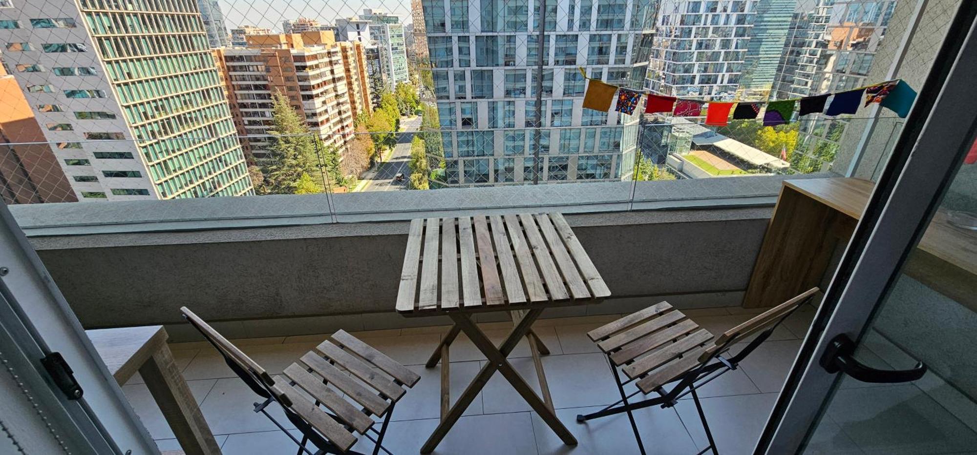 Moderno En El Corazon De Condes * Santiago