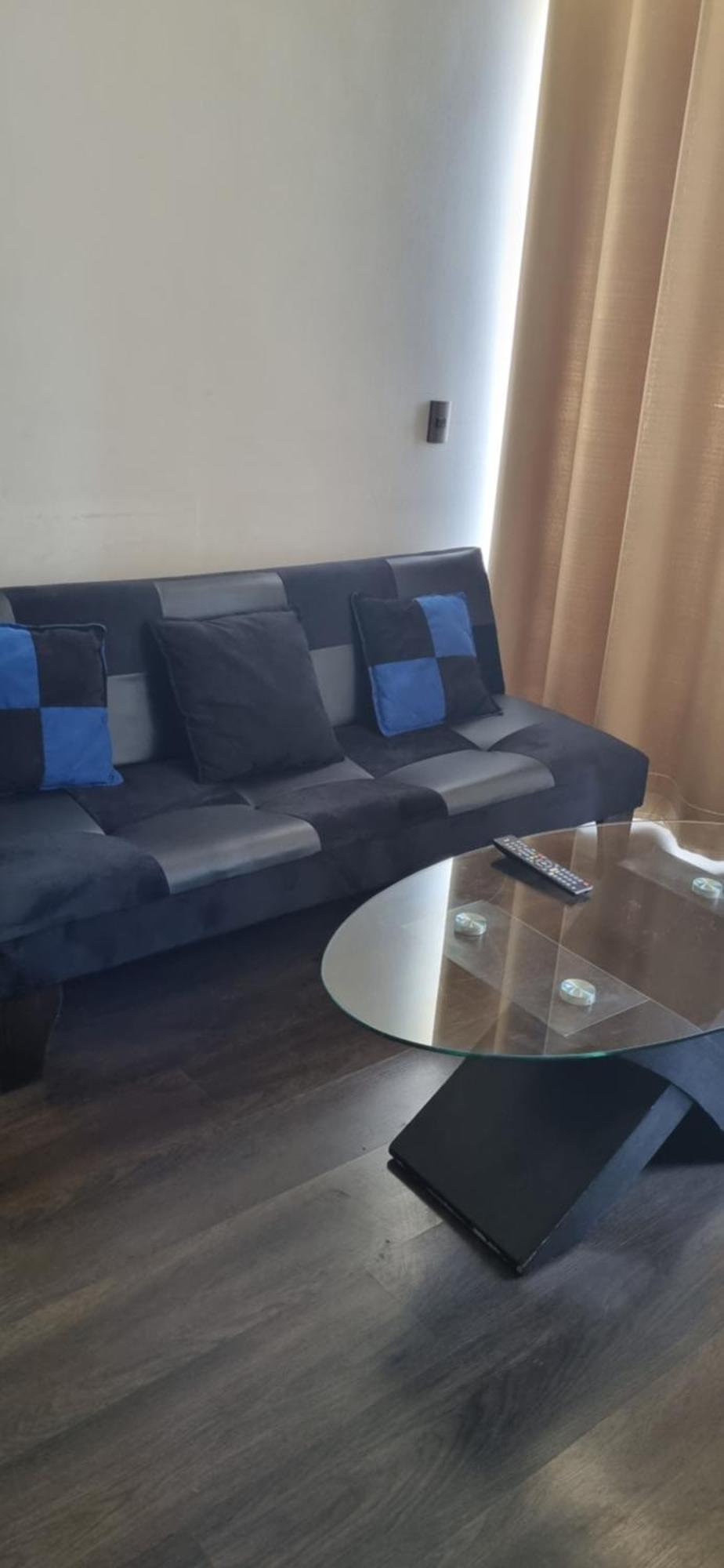 Apartamento En La Florida Mall, Clinicas, Estadios *