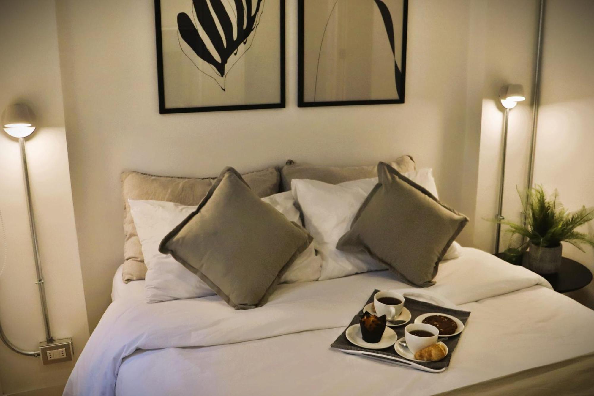 Apartamento Hom I Luminoso En Calle Monjitas, Santiago de Chile
