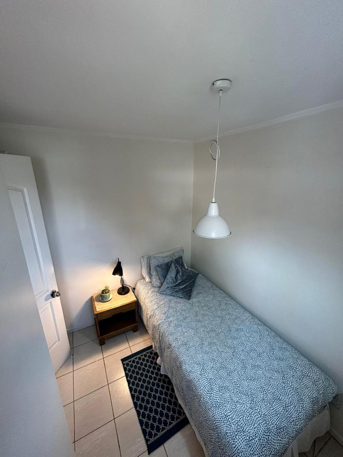 Con Bano Privado San Carlos De Apoquindo Homestay