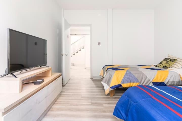 Pensión Hostal Mancora Monjitas 755
