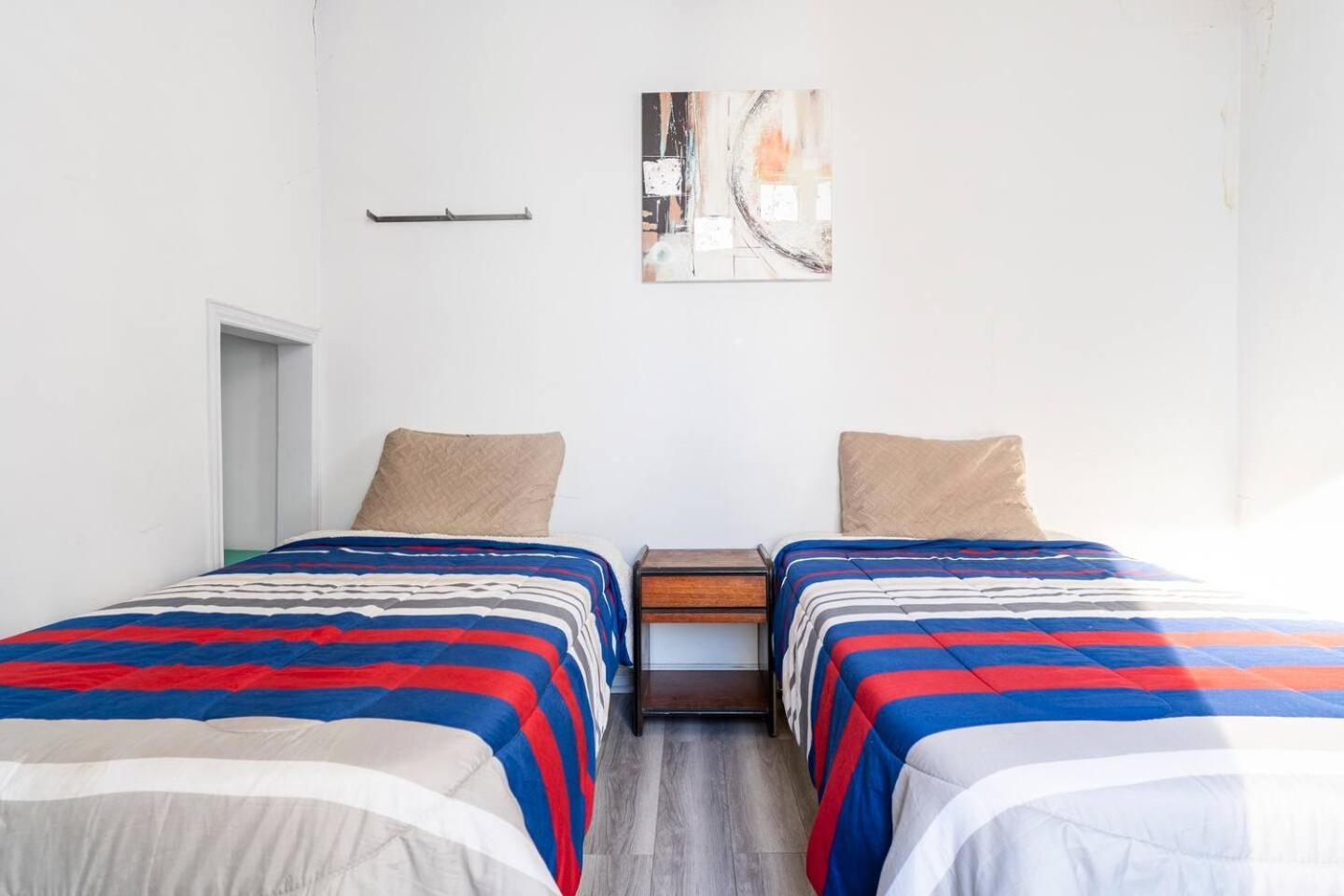 Pensión Hostal Mancora Monjitas 755