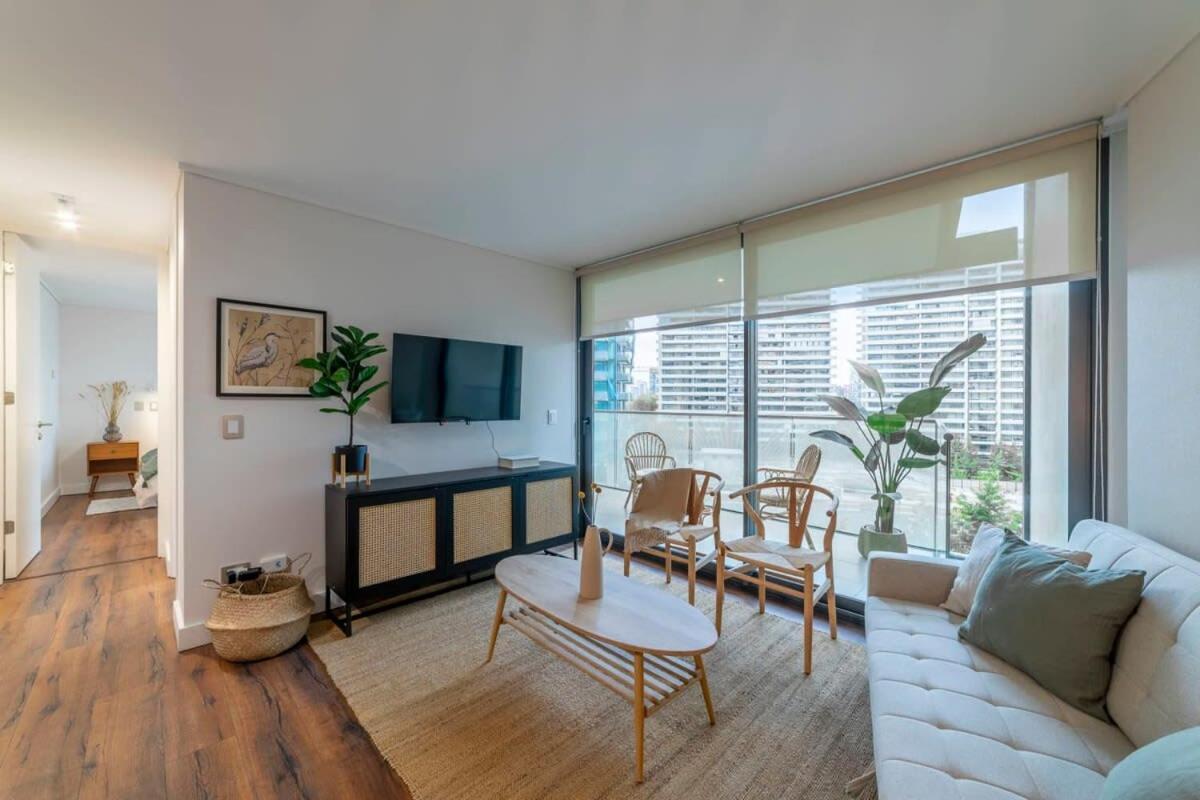 Descubre La Elegancia 2 En Condes Apartment Santiago