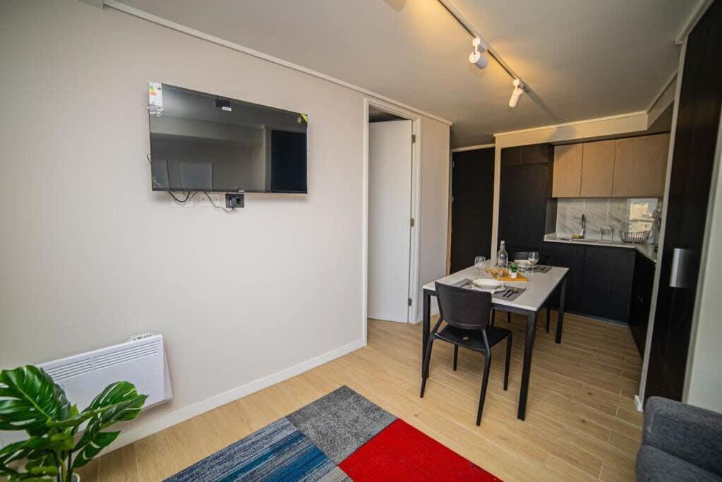 Apartamento Estilo Industrial En Un Comodo Departamento *