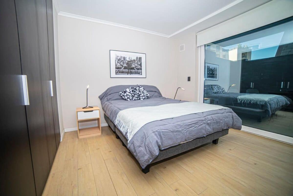 Con Terraza Privada En Providencia Apartamento