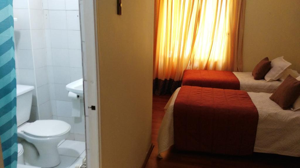 Quinchamali Hostel Santiago