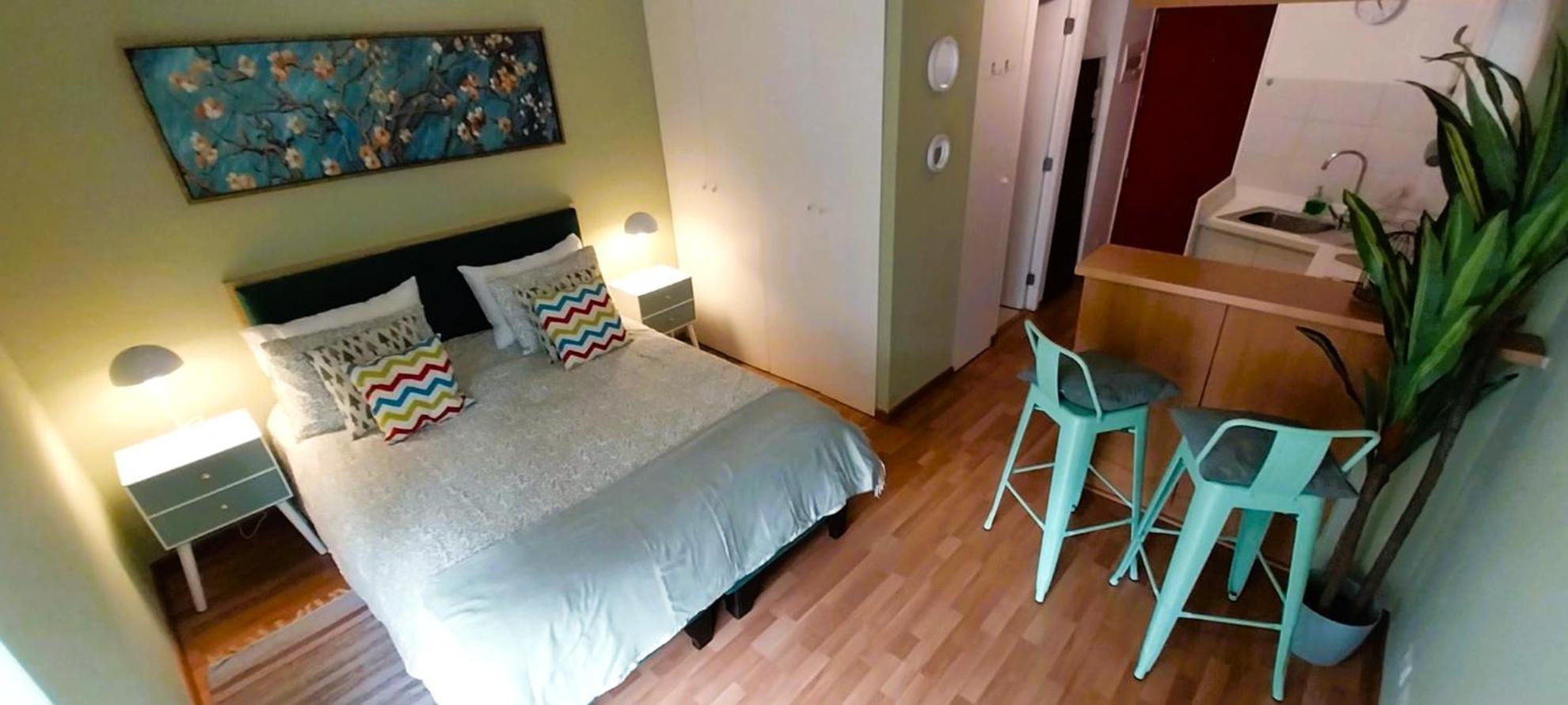 Barrio Historico 3 Min Metro, Wifi, Netflik, Comodidad Apartment *