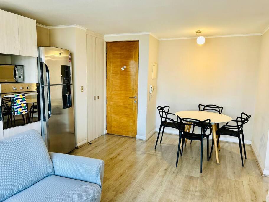 Apartment Maxi Close To The Metro