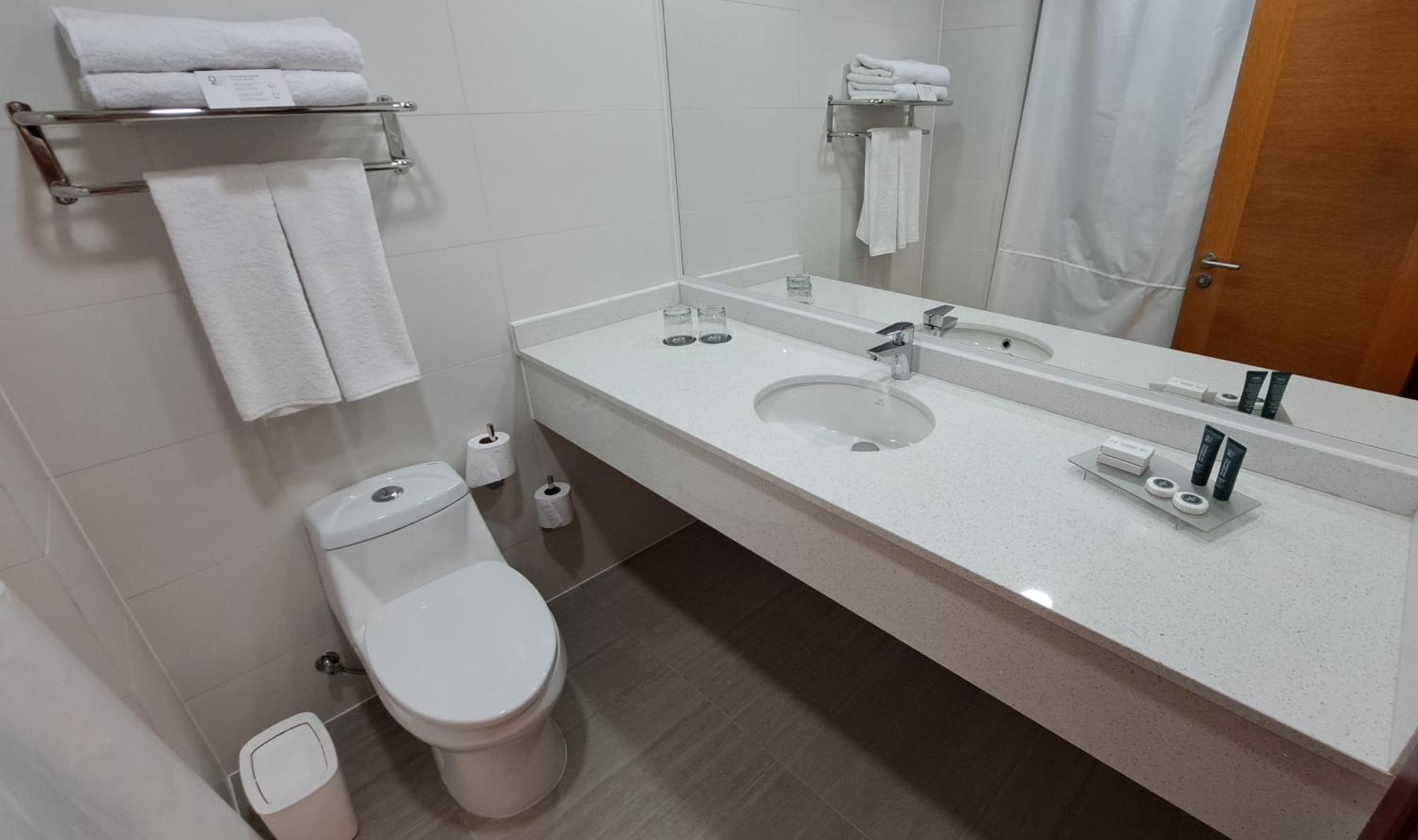 Hotel Diego De Almagro Aeropuerto 4*