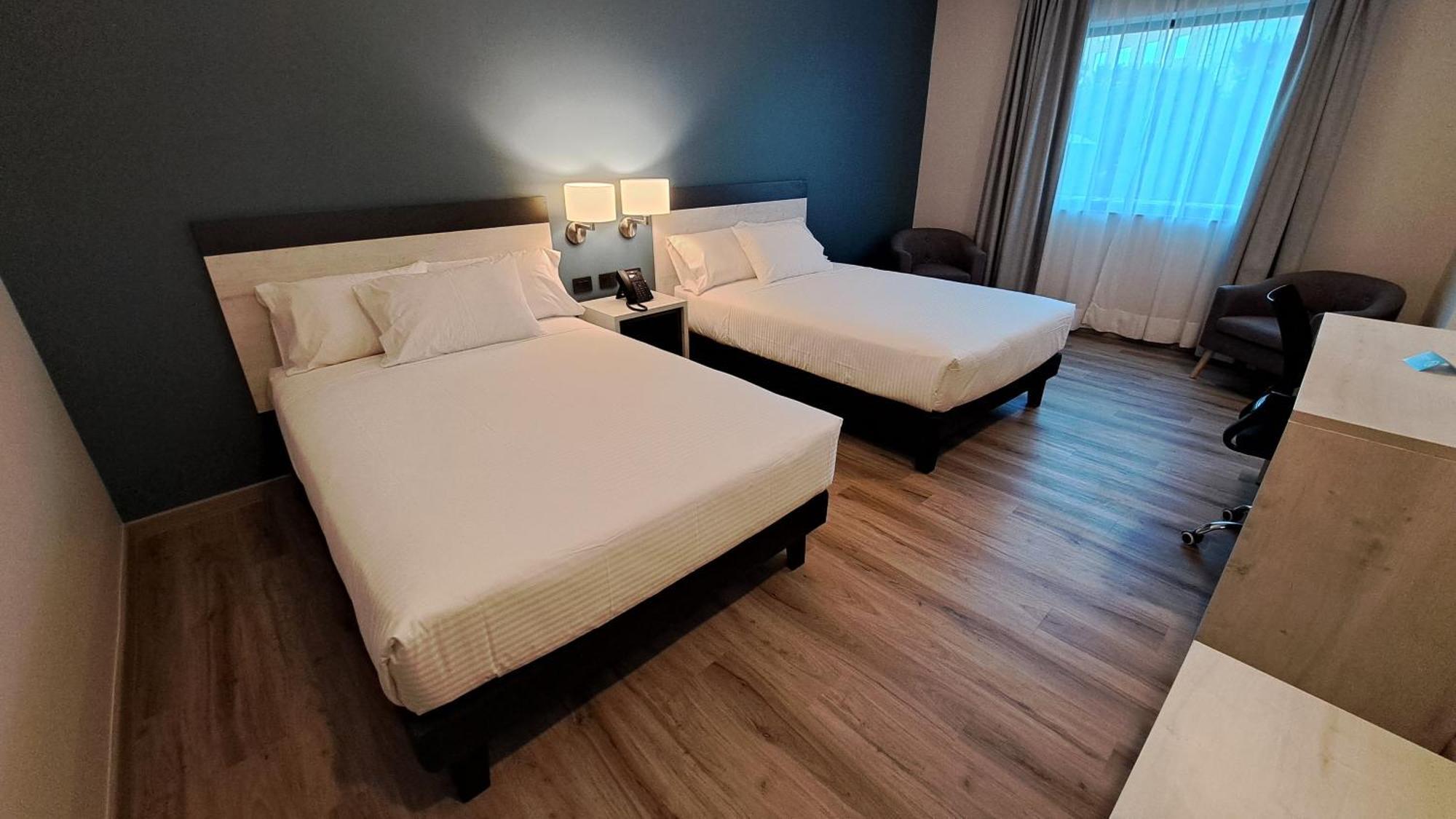 Diego De Almagro Aeropuerto 4* Santiago