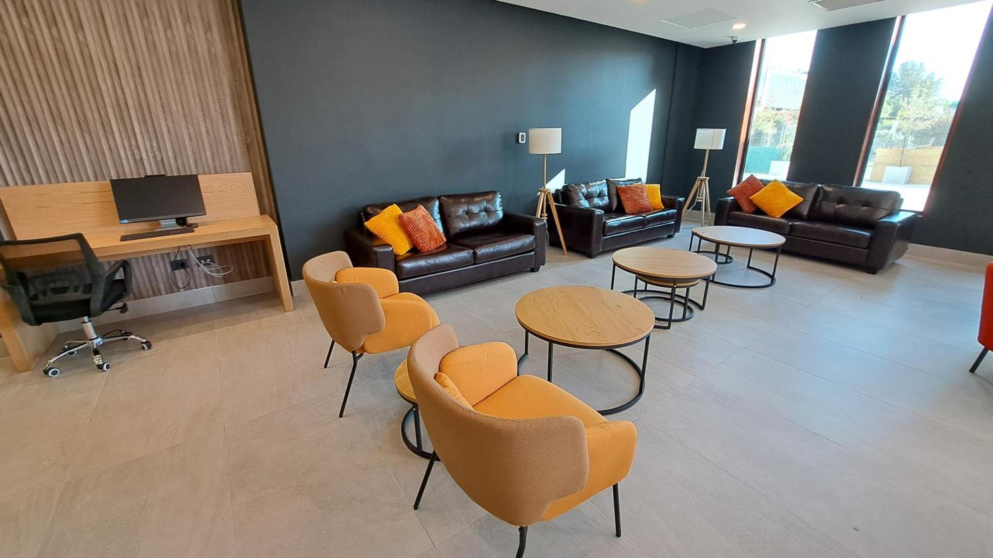Hotel Diego De Almagro Aeropuerto Santiago