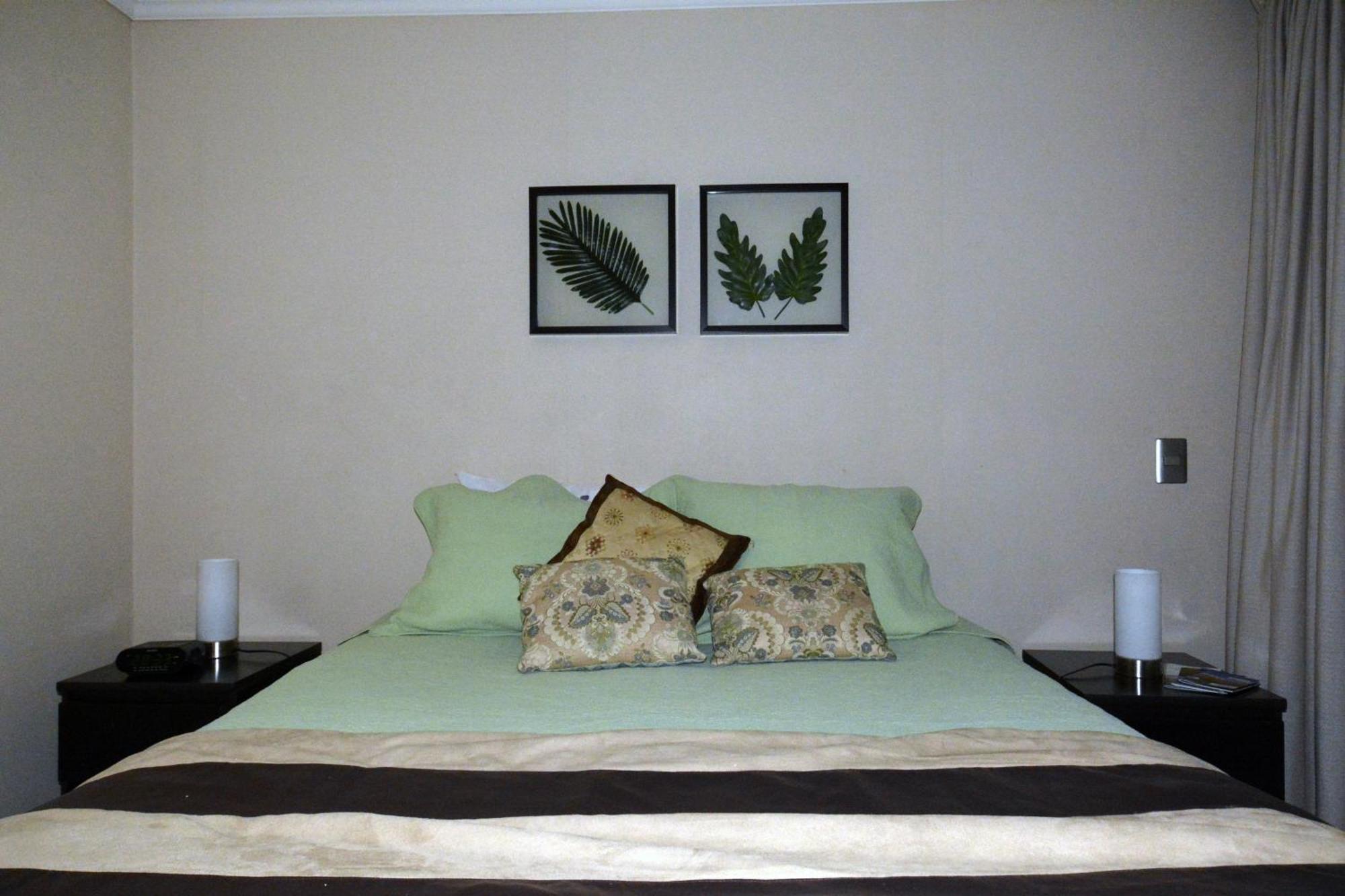 Barrio Lastarria, Excelentes - Sofia Camilla
