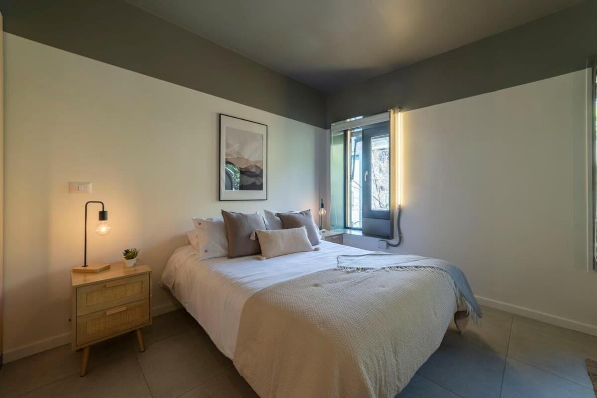Moderno A Pasos Del Parque Balmaceda Apartment *