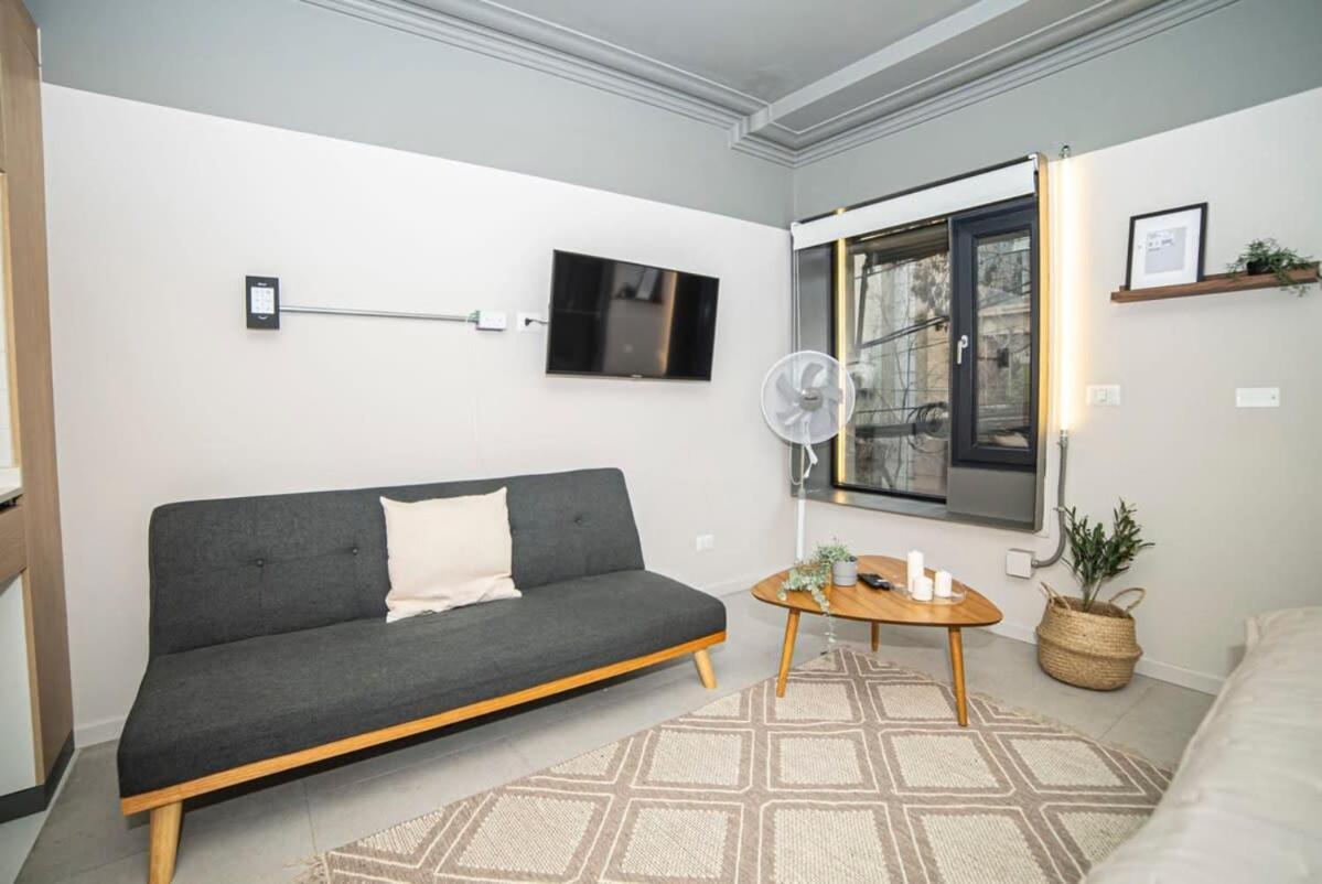 Relajate En Este Encantador Departamento Santiago