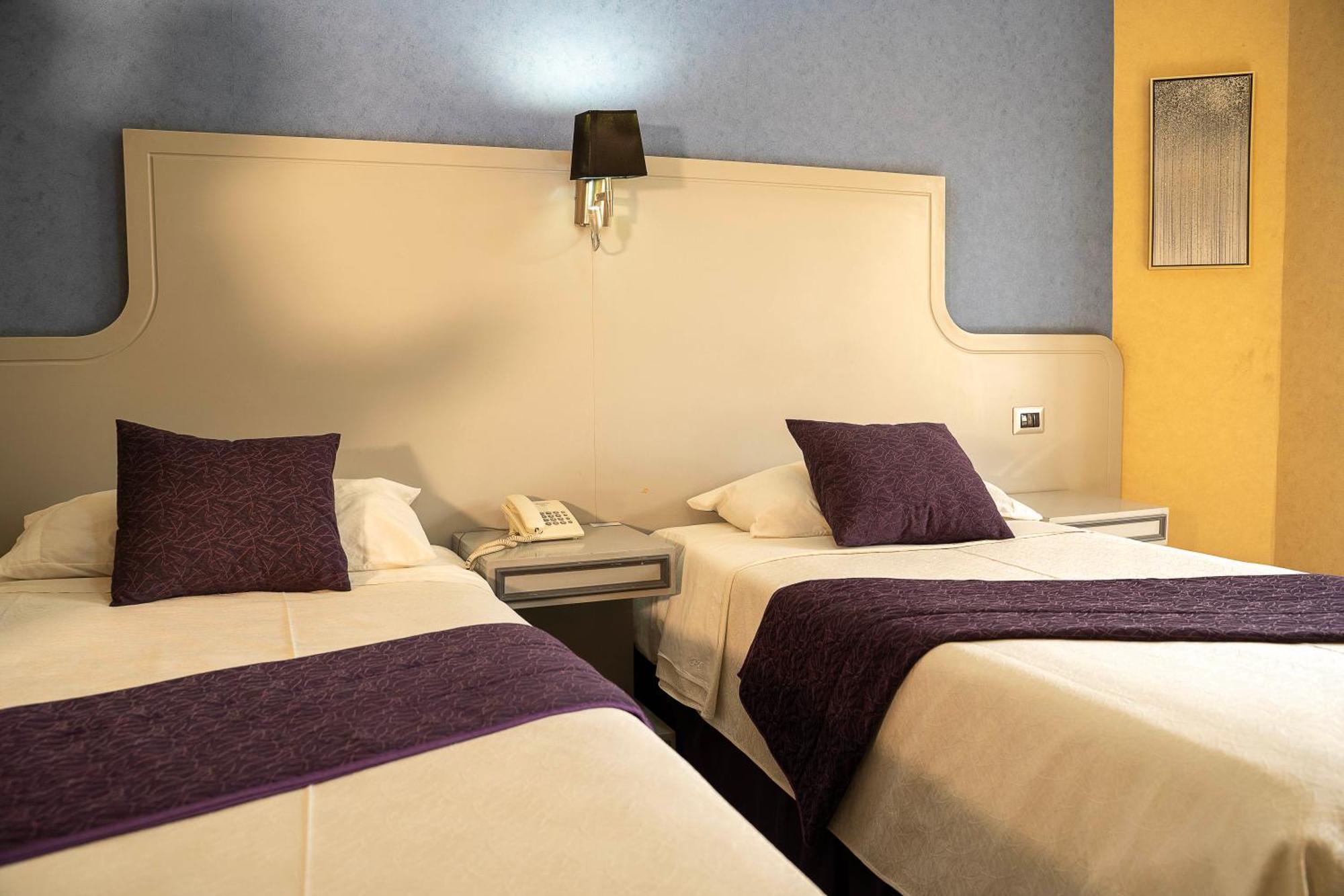 Infinity Park Hotel Santiago