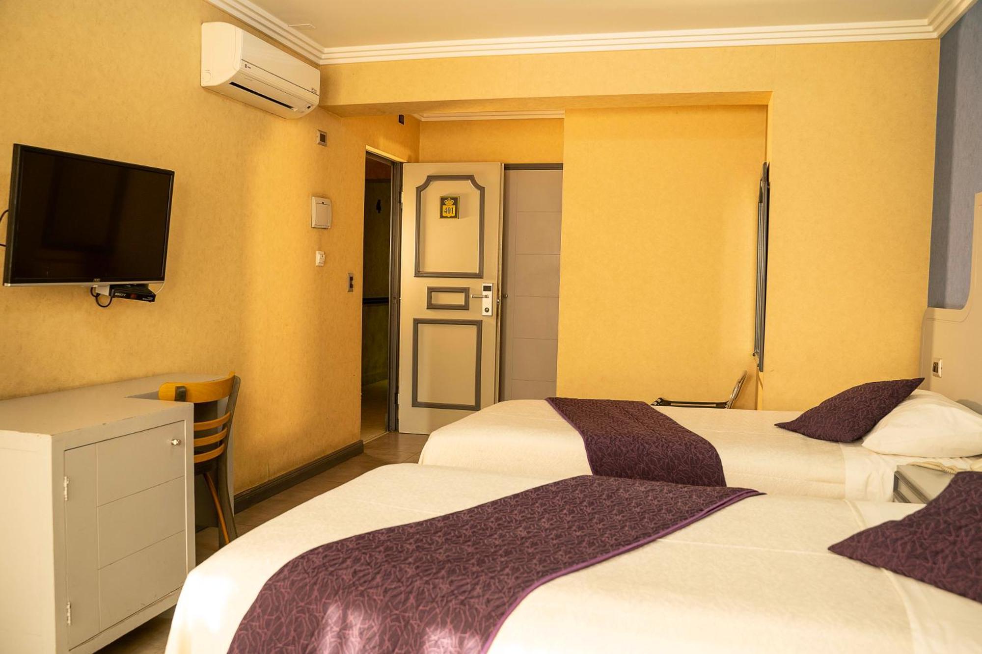Hotel Infinity Park Santiago