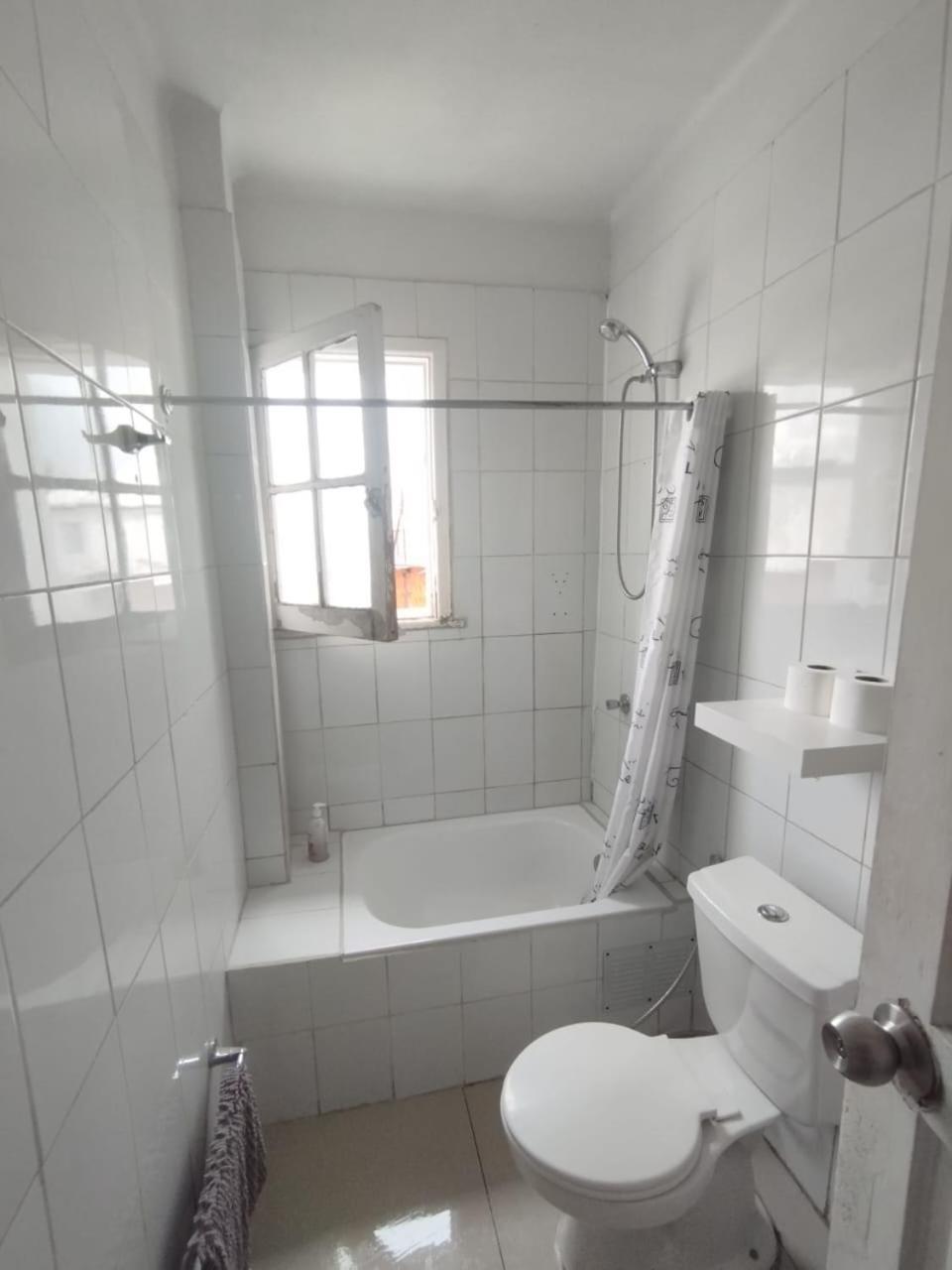 Vitalia Hostel *