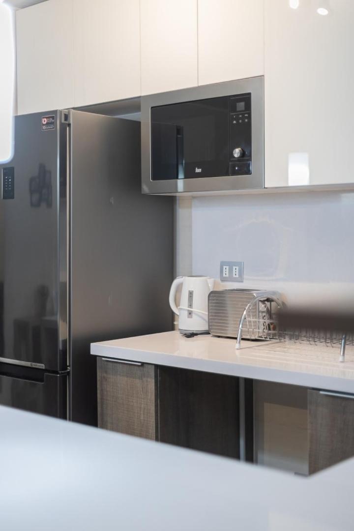 Căn hộ Premium 2br 2ba Parque Arauco - Balcon Con Malla