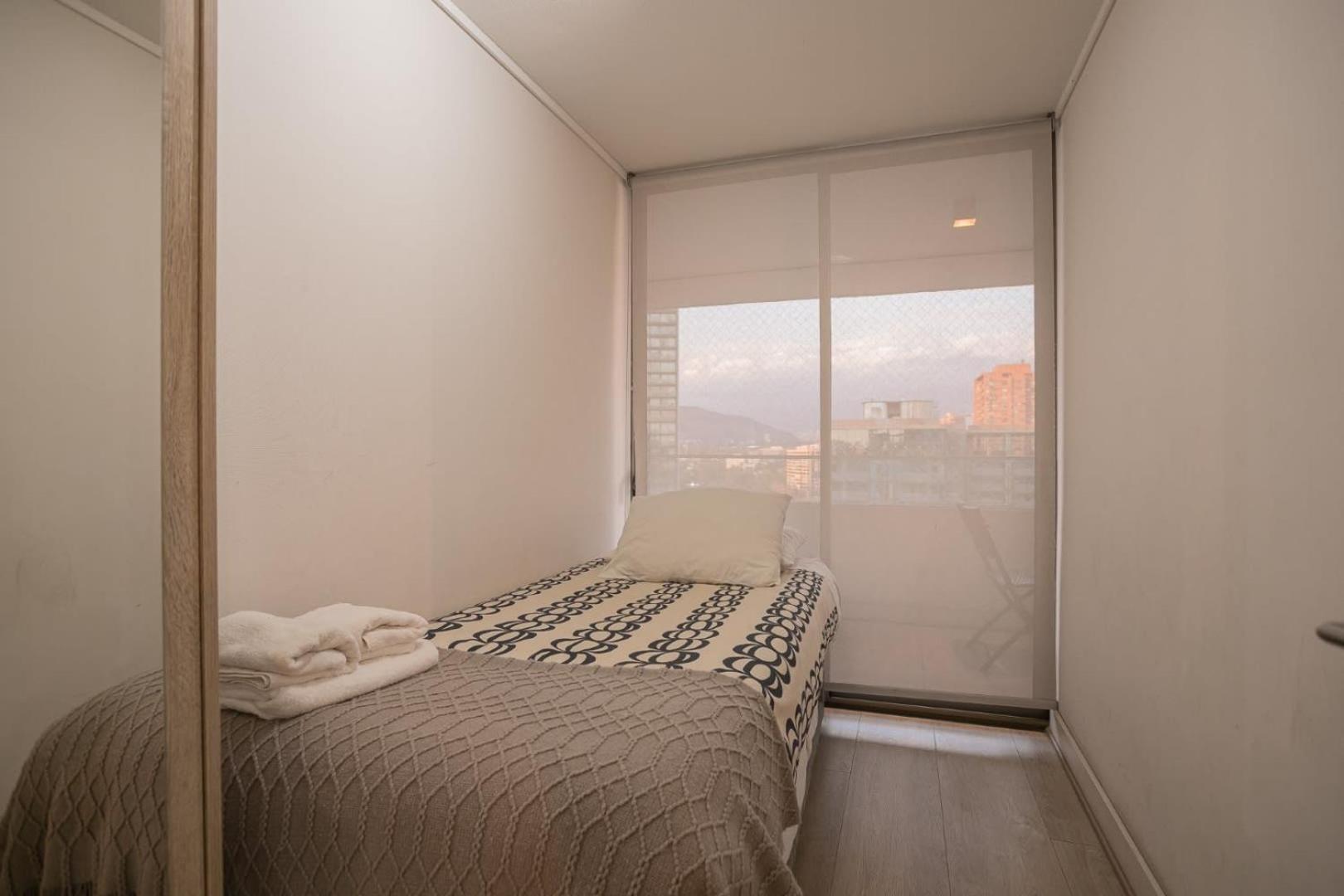 Premium 2br 2ba Parque Arauco - Balcon Con Malla Căn hộ Santiago