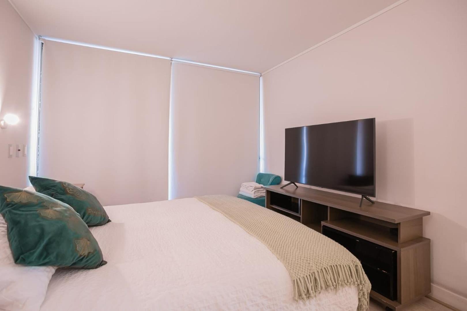 Premium 2br 2ba Parque Arauco - Balcon Con Malla * Santiago