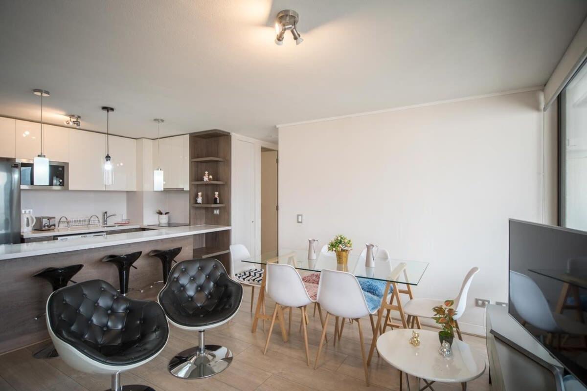 Premium 2br 2ba Parque Arauco - Balcon Con Malla Căn hộ Santiago