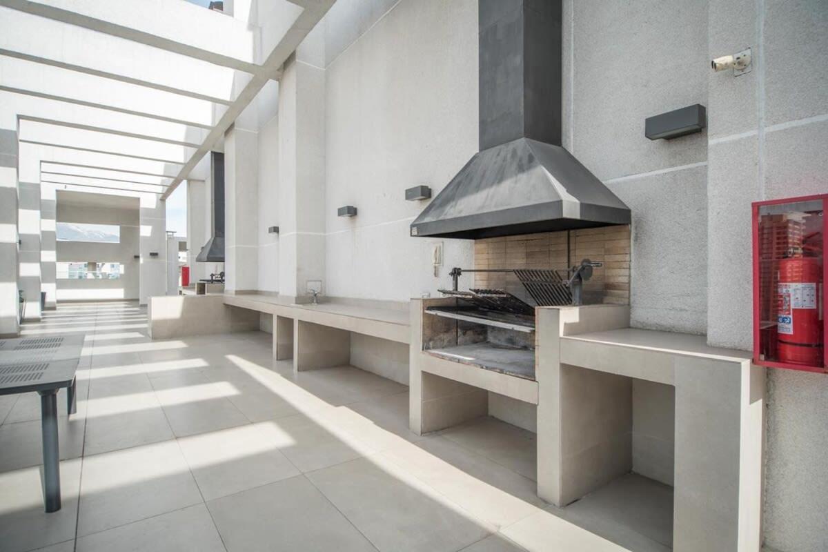 Premium 2br 2ba Parque Arauco - Balcon Con Malla Căn hộ Santiago