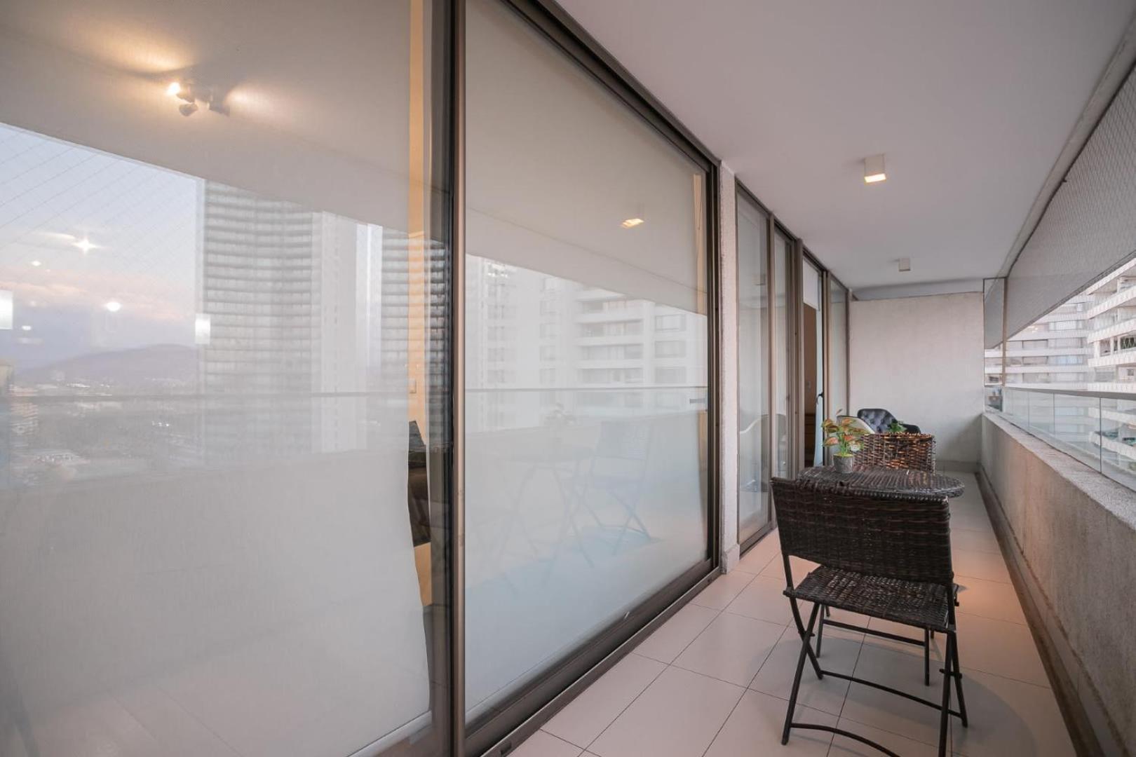 Premium 2br 2ba Parque Arauco - Balcon Con Malla * Santiago