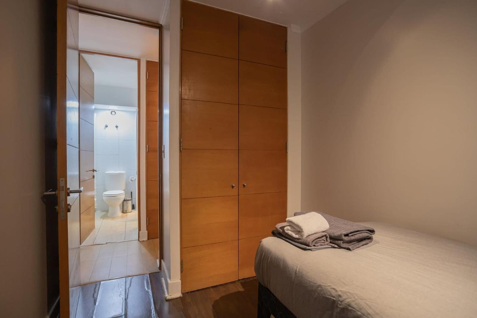 Amplio Y Confortable Depto Familiar Con Malla Apartment Santiago