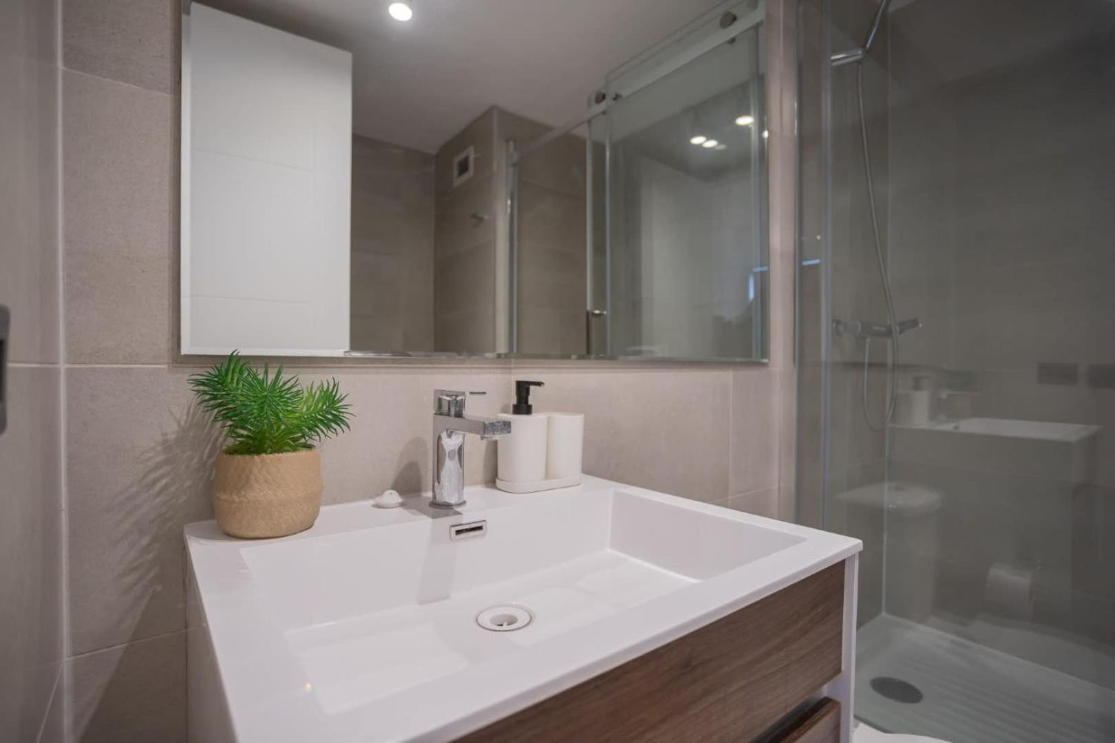 Apartment Vive La Autentica Atmosfera De Barrio Italia