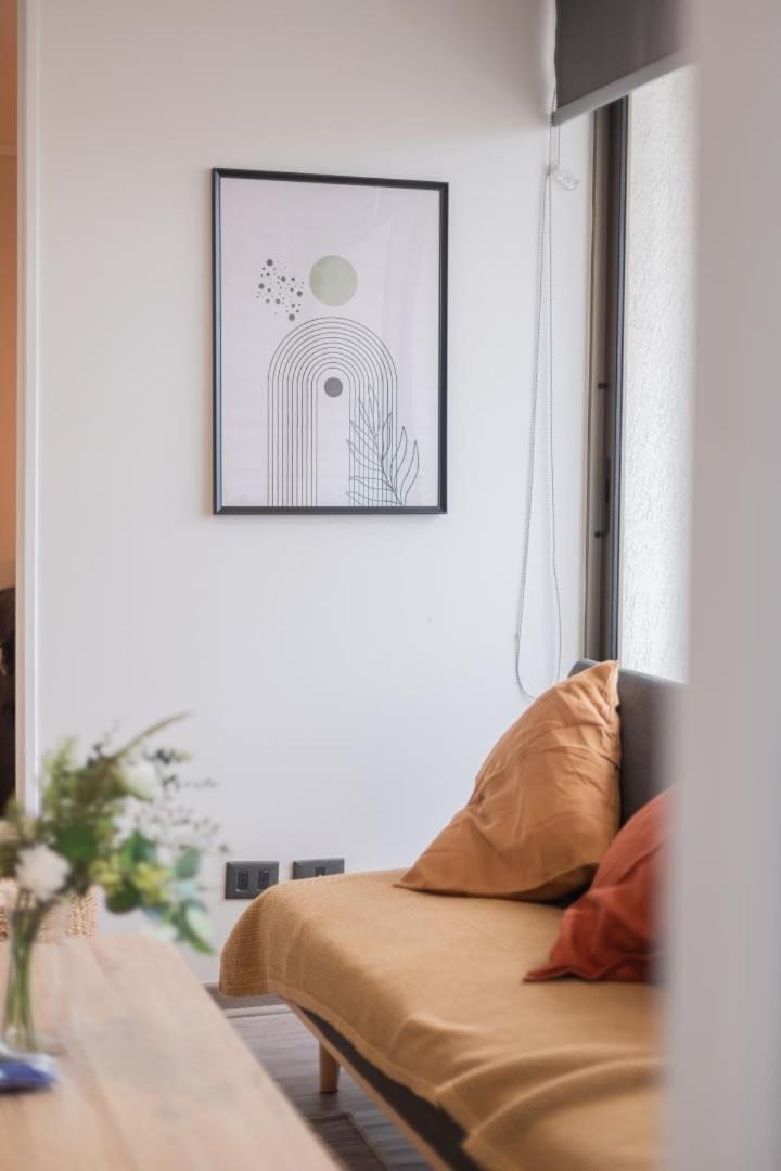 Vive La Autentica Atmosfera De Barrio Italia Apartment Santiago