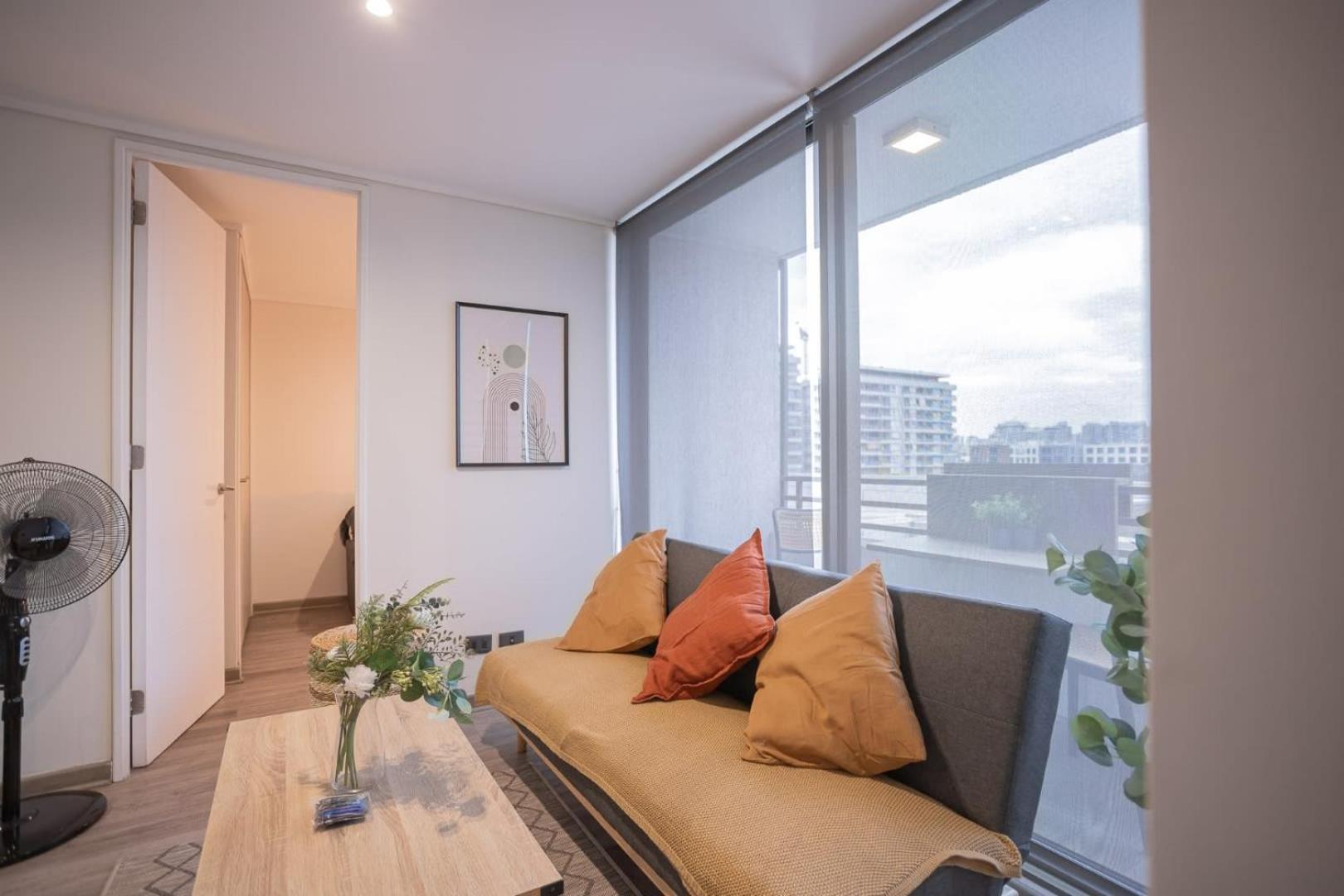 Vive La Autentica Atmosfera De Barrio Italia Apartment