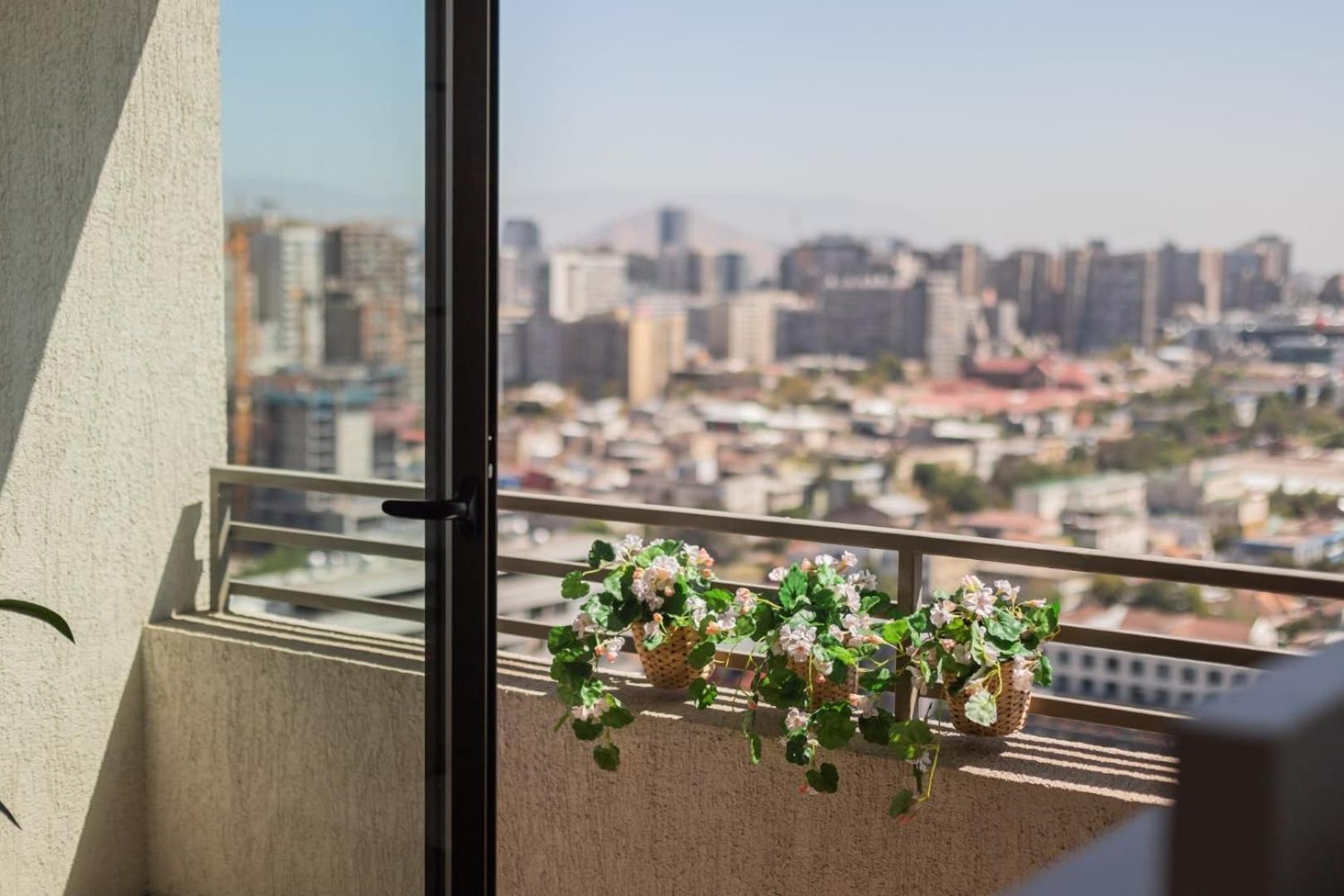Descubre La Autentica Energia De Barrio Italia Apartment Santiago