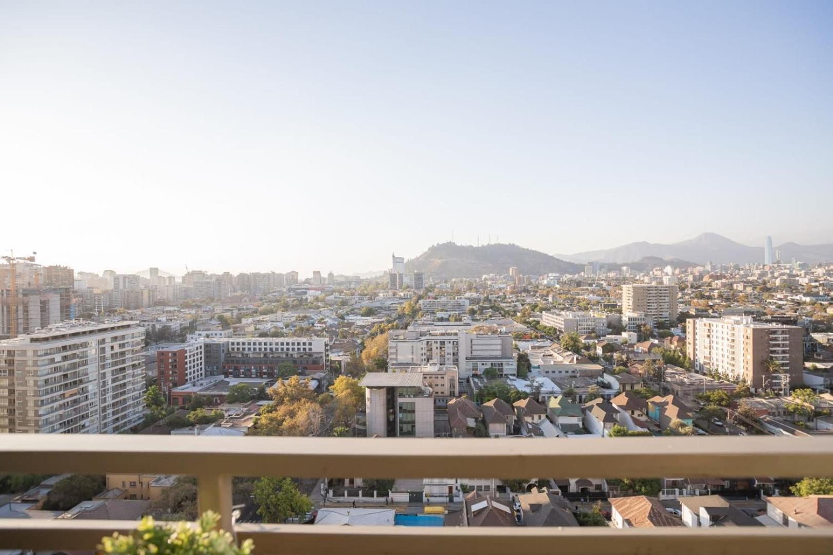Explora El Encanto Unico De Barrio Italia Căn hộ Santiago