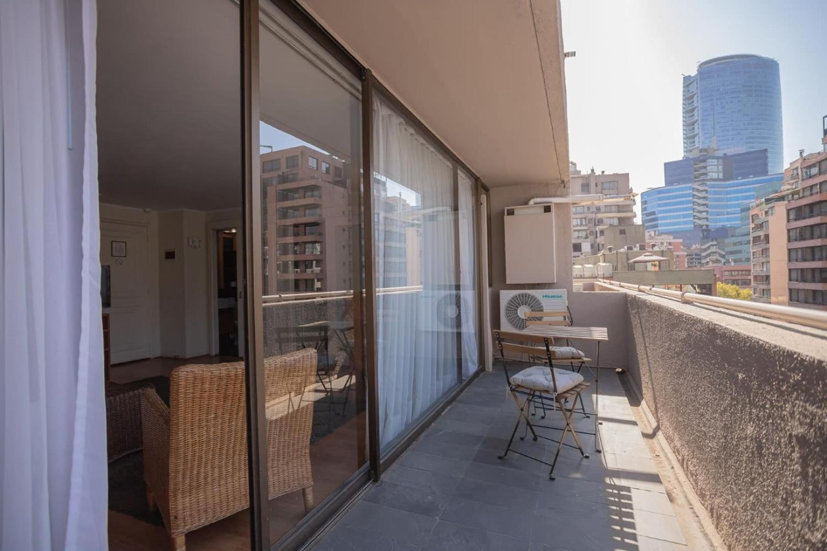 Apartment Urbano A Pasos Del Costanera Center *
