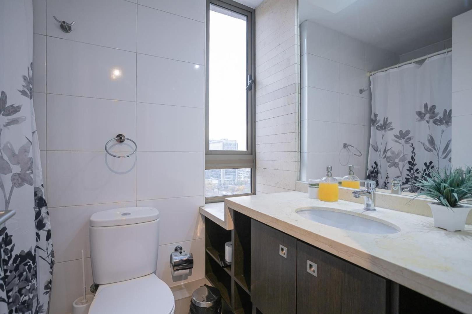 Espacioso Depto 2br 2ba - Sector Parque Arauco Santiago