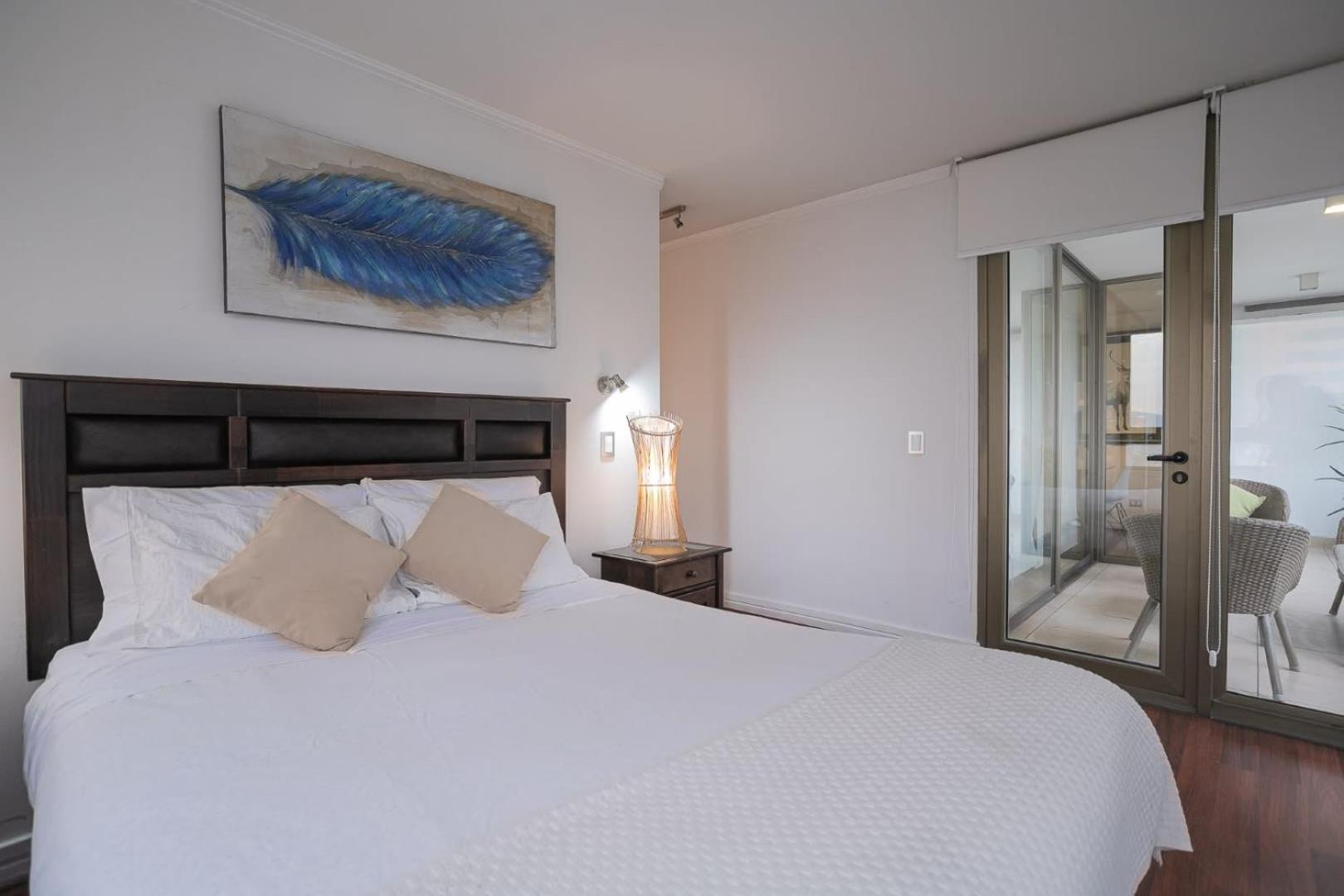 Espacioso Depto 2br 2ba - Sector Parque Arauco * Santiago