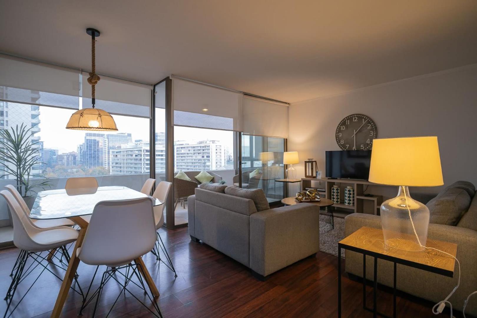 Espacioso Depto 2br 2ba - Sector Parque Arauco Apartment *
