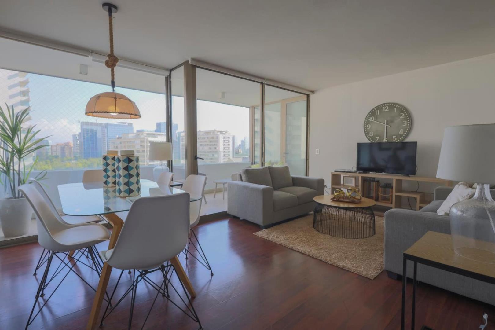 Espacioso Depto 2br 2ba - Sector Parque Arauco Santiago