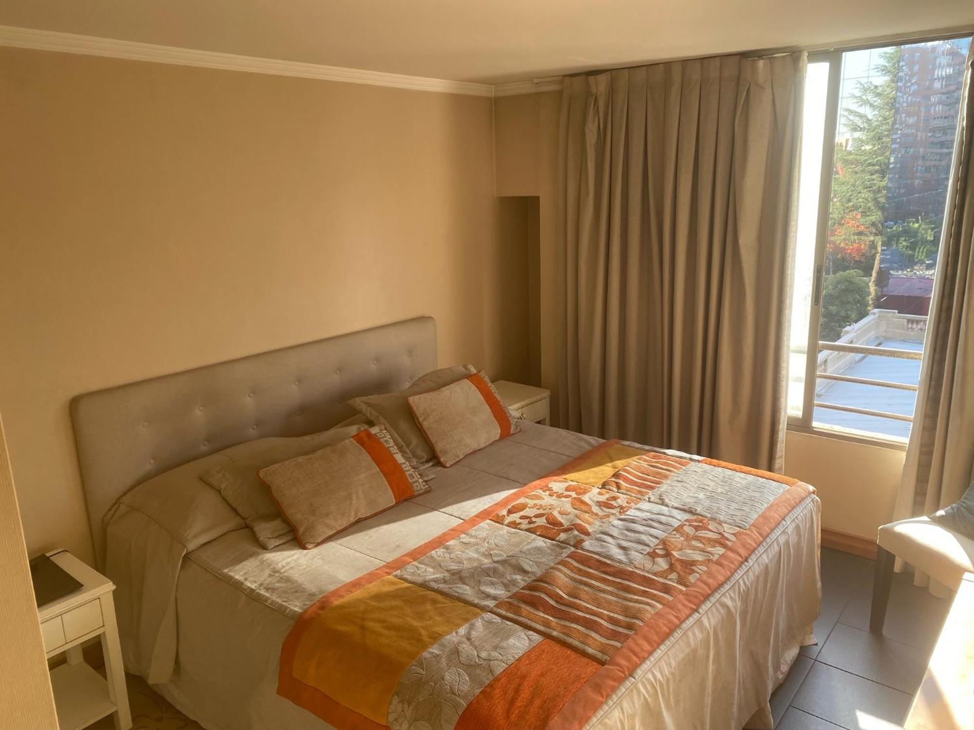 Alecas El Golf Apartment