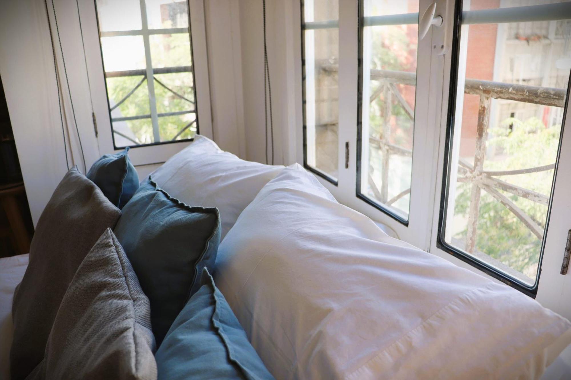 Hom I Confortable En Bohemio Barrio De Lastarria Santiago
