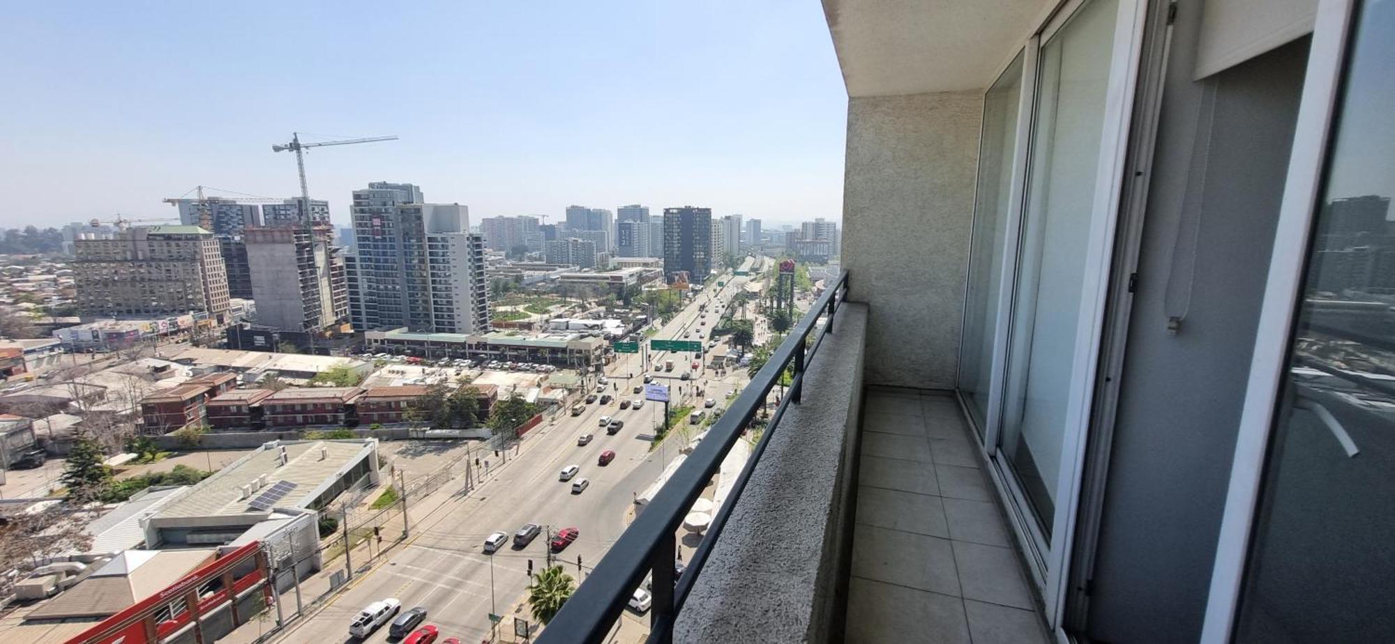 Apartamento En La Florida Mall, Clinicas, Estadios *