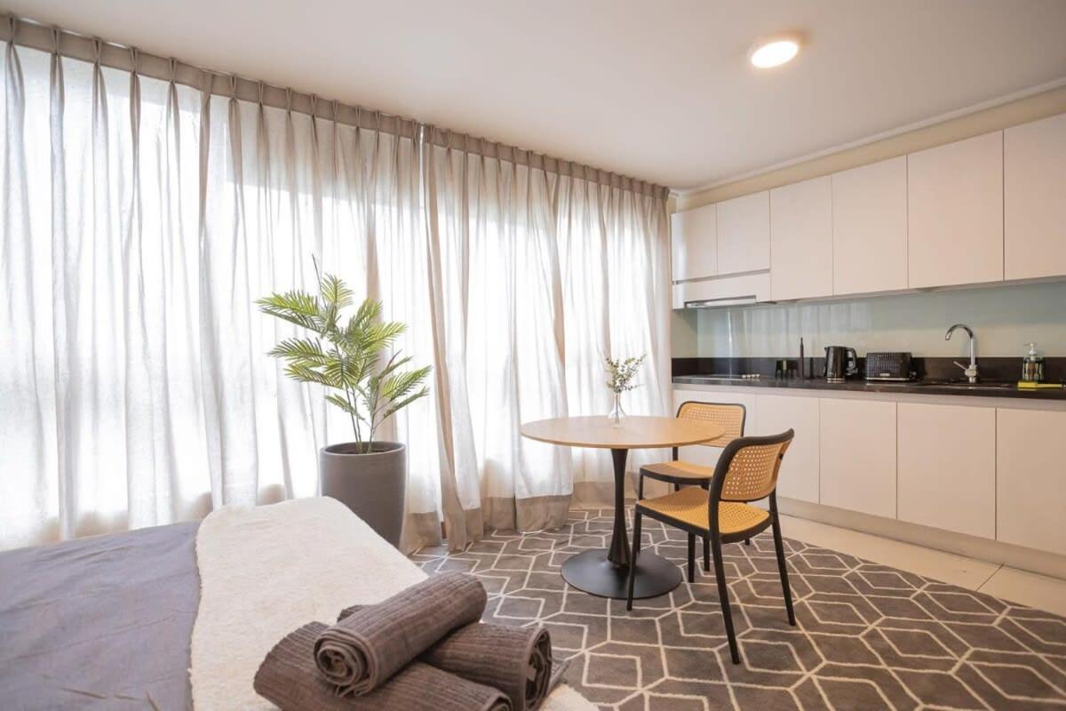 Descubre El Encanto De Condes En Apartment *