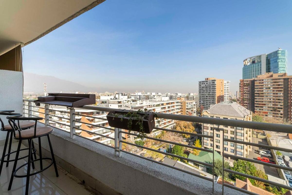 Charming In Condes Near Metro Santiago