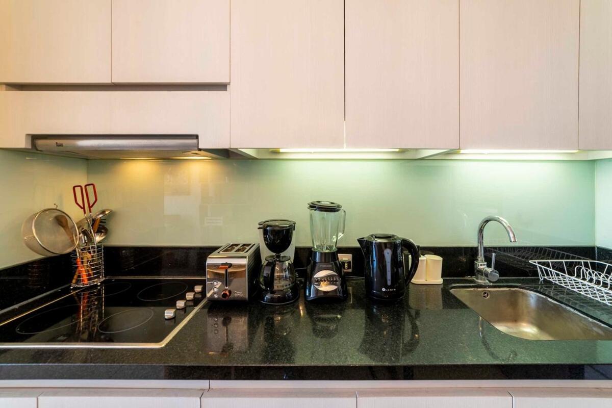 Charming In Condes Near Metro Apartment